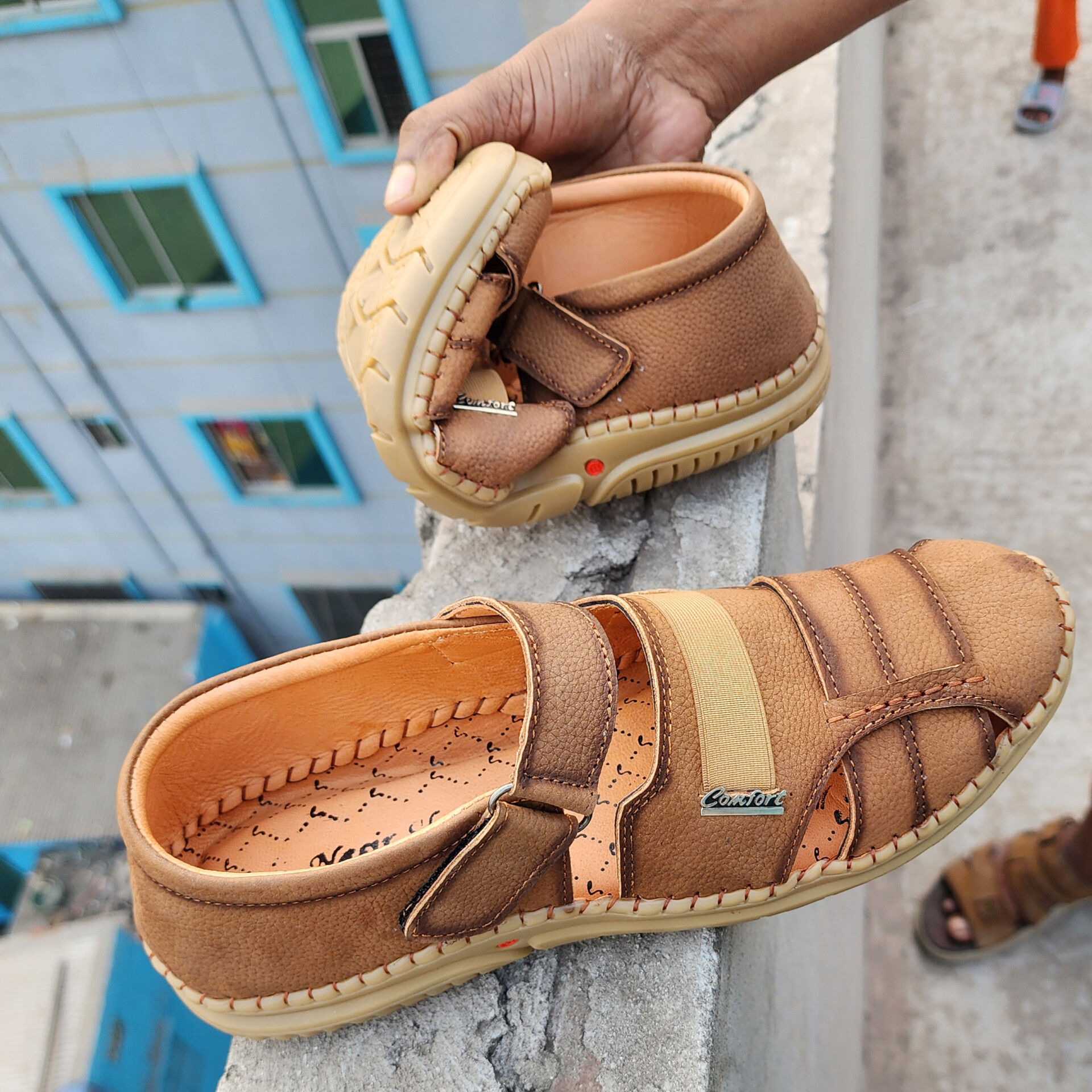 Genuine Sacchi Leather Code: 81M - Image 2